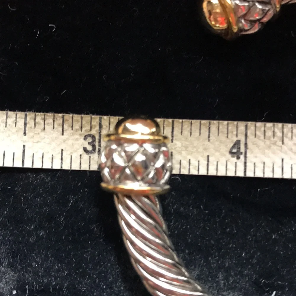 New 2 tone cable bracelet - Picture 5 of 6